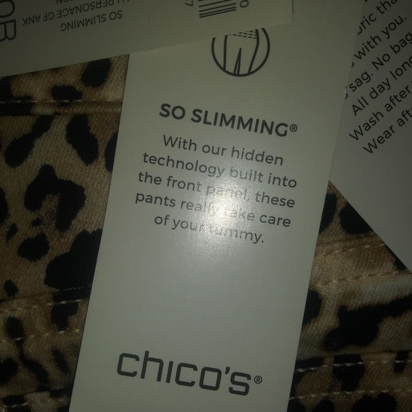 🆕Chico's | So Slimming Girlfriend Ankle Jean Animal Print Size 2 - Picture 11 of 11